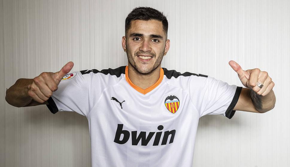 Maxi Gómez se queda en Valencia, esta todo OK