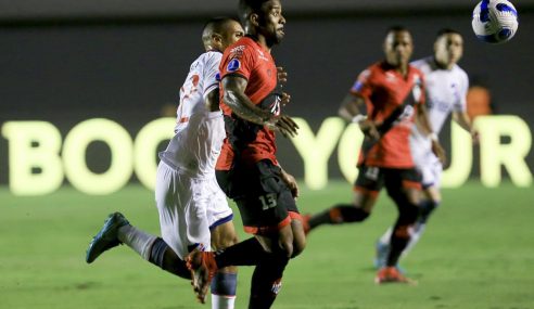 Nacional fue goleado por Goianiense y se despidió de la Copa
