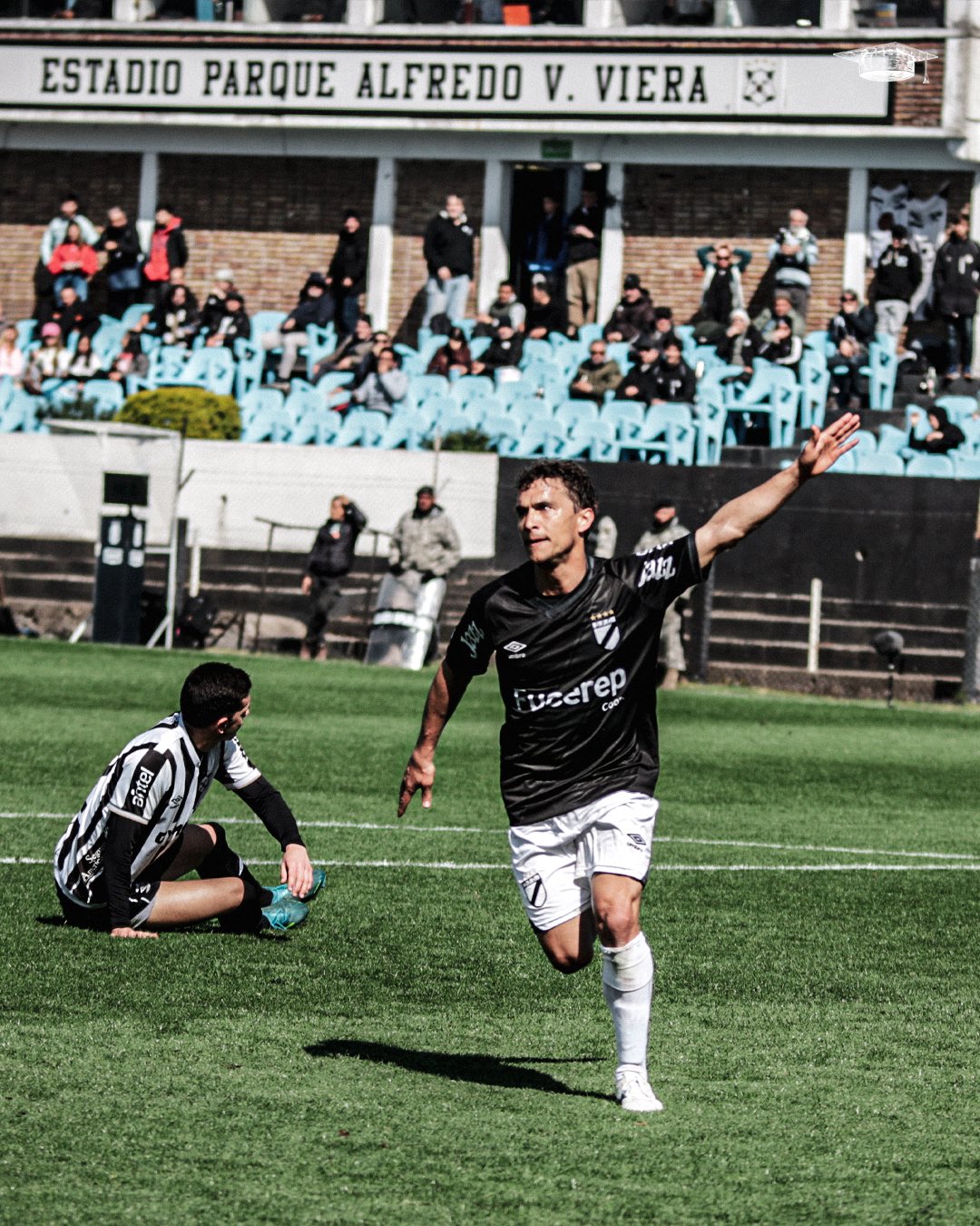 Wanderers 0 – 3 Danubio. Tres goles de “papelito” en el primer tiempo