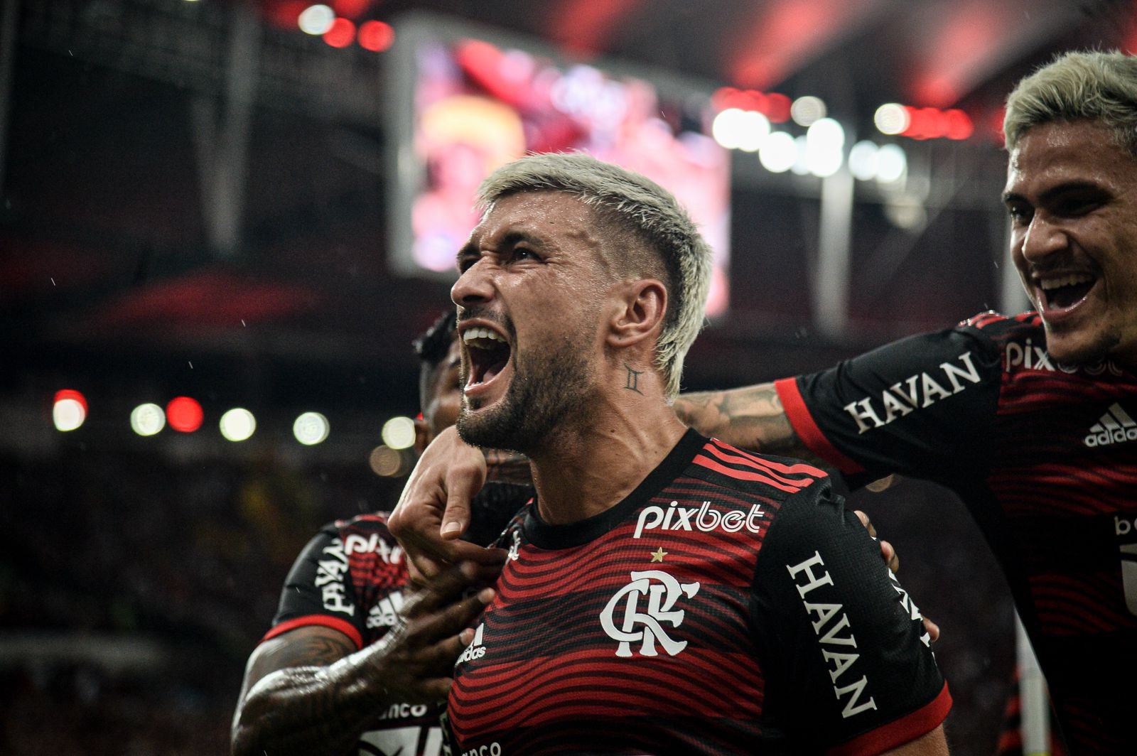 Mirá el golazo de Giorgian para la clasificación de Flamengo