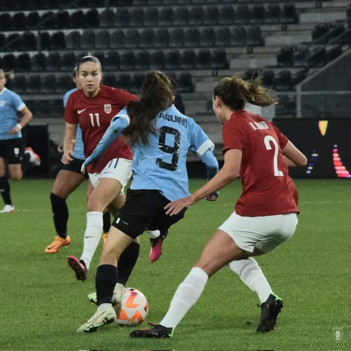 Noruega derrotó a un meritorio Uruguay