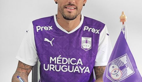 Adrián Balboa sigue en Defensor