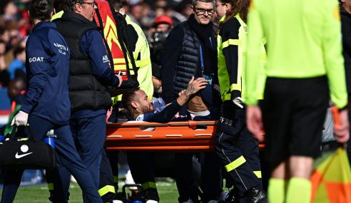 Alarma en PSG, Neymar salió lesionado