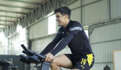 Matías Arezo ya entrena en Peñarol y Coelho está pronto