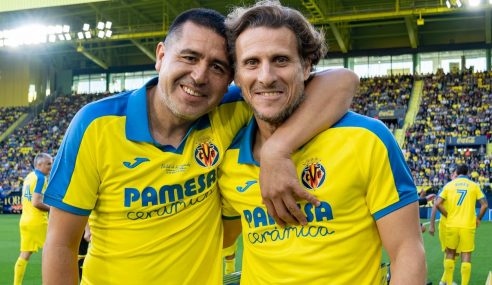 Las leyendas del Villarreal, Forlán y Riquelme juntos otra vez