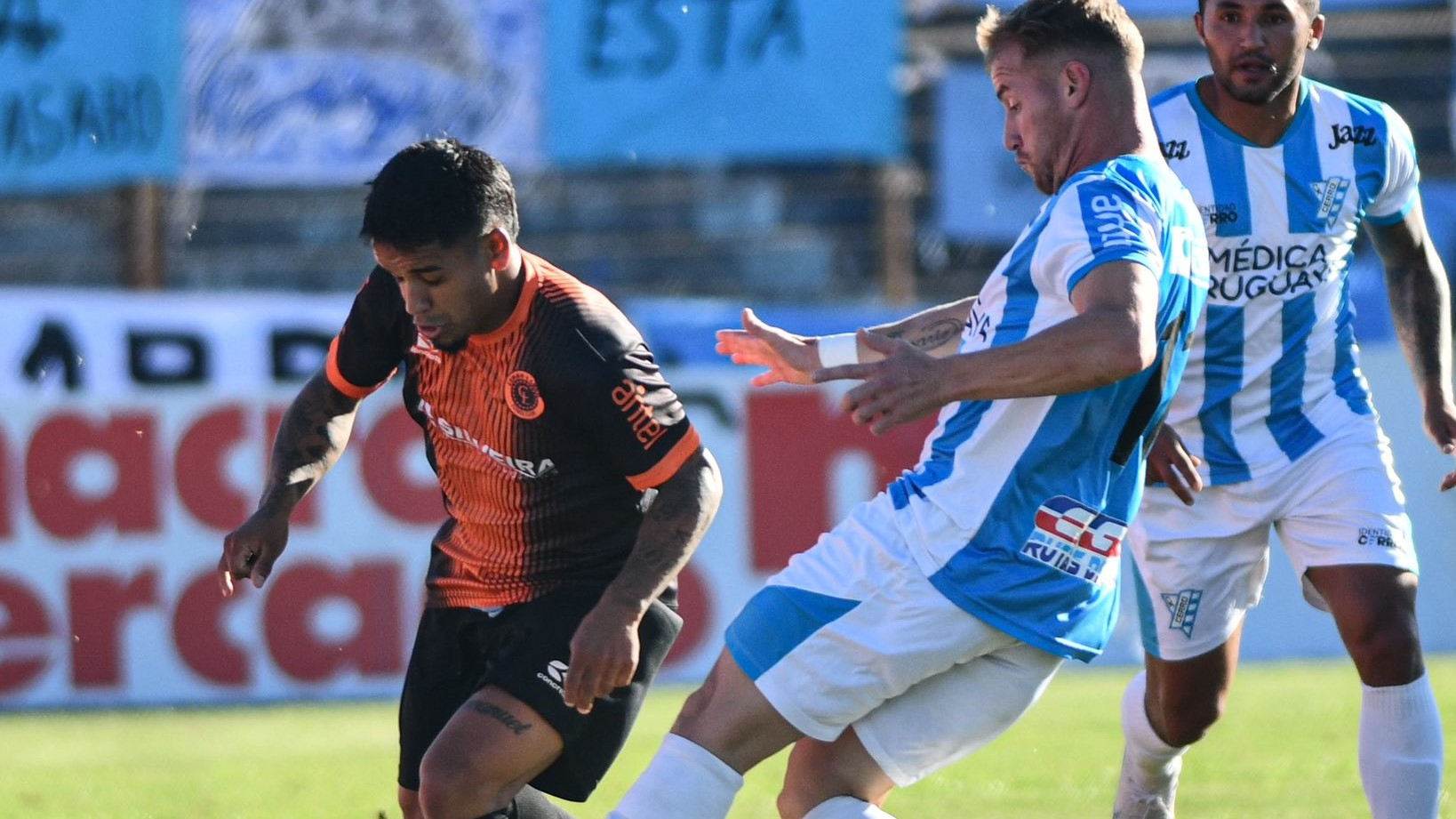 Cerro 0-0 Cerro Largo: Peñarol tiene un contendiente menos