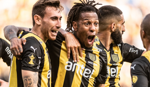 Peñarol 2-0 Danubio: Abel hizo los goles, pero el partido lo ganó Arias