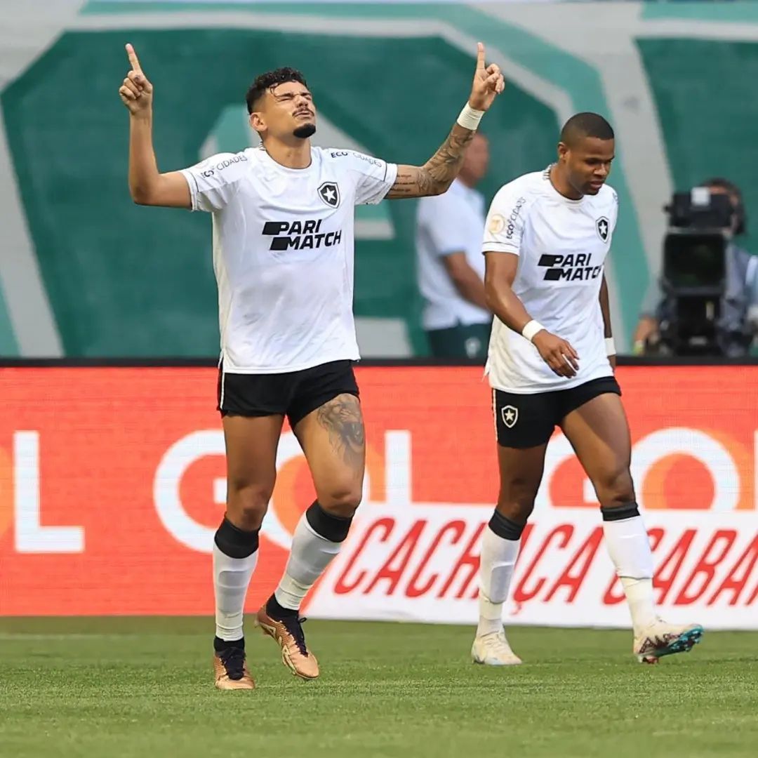 Brasileirao: Gremio quedó segundo a 7 puntos de Botafogo