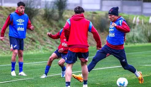 Nacional: Gutiérrez obligado a cambiar medio equipo ante Fénix