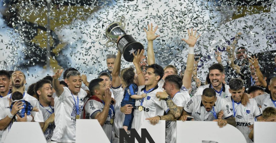 Peñarol-Liverpool: El fútbol uruguayo tendrá hoy a su nuevo campeón - La  Oral Deportiva