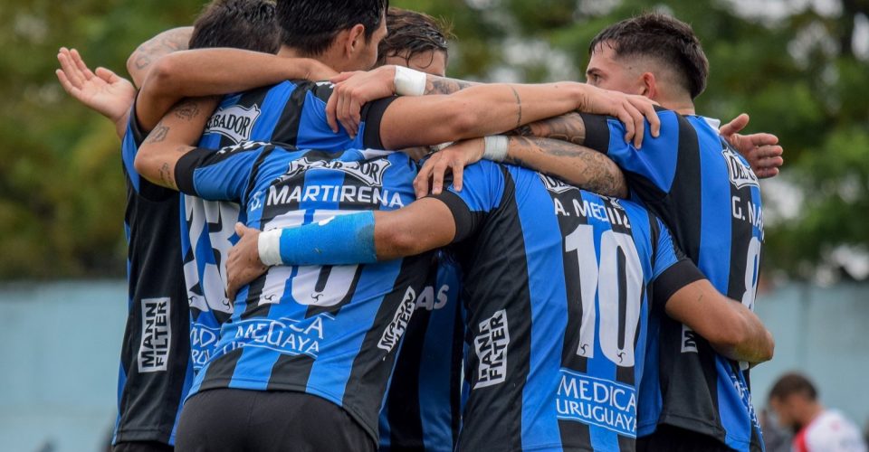 Uruguay 2-0 Cuba: Muchas pruebas, pocos goles y escaso fútbol - La Oral  Deportiva