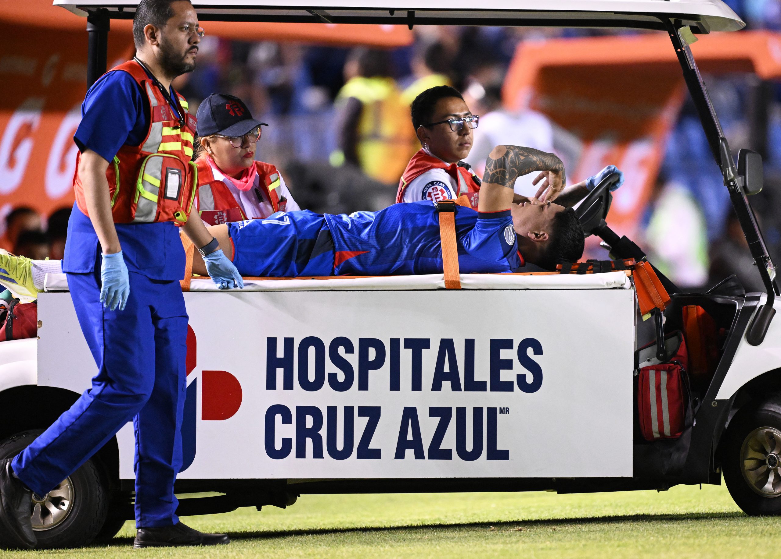 En su mejor momento el “Toro” Fernández rompe ligamentos y será operado