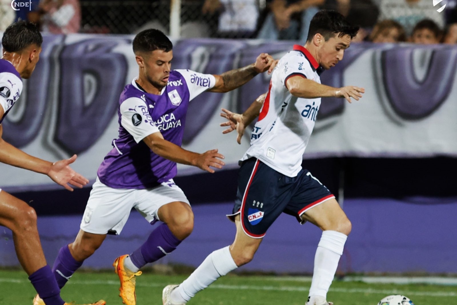 Defensor 3-3 Nacional: Federico Santander hizo que la espera por su debut valiera la pena