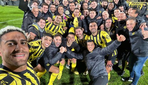 Peñarol y su nueva meta: mantener el invicto para emular la campaña 2010