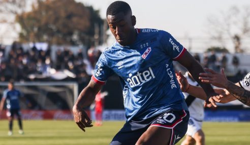 Nacional pierde a Gonzalo Carneiro por un largo tiempo